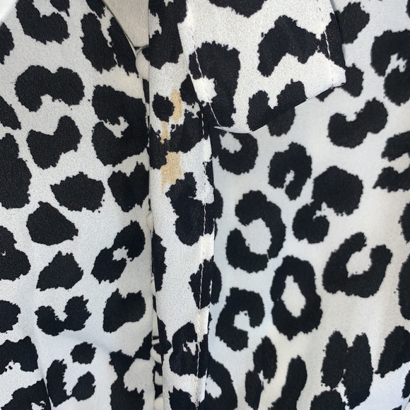 Express White Leopard Animal Print Midi Work Flutter Sleeve Dress size Small - Picture 13 of 16